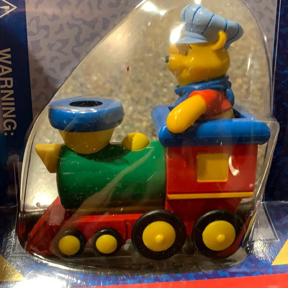 Walt Disney World Collectable toy, Pooh Bear